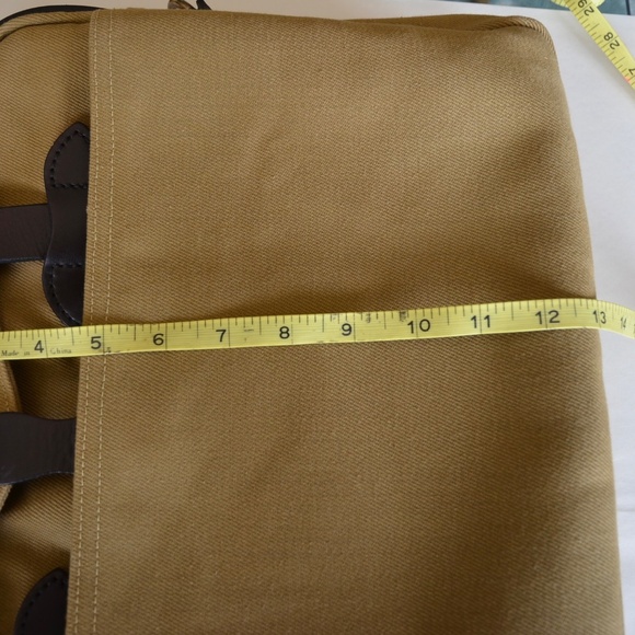 Filson Signature Rugged Twill Briefcase - Picture 10 of 11